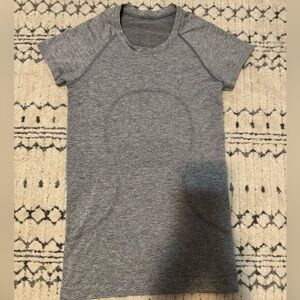 Swiftly Tech Short-Sleeve Shirt 2.0